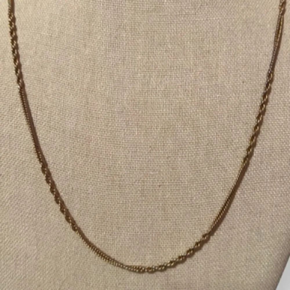 🤯5/$25🤯 Textured Gold Tone Chain - Picture 2 of 3